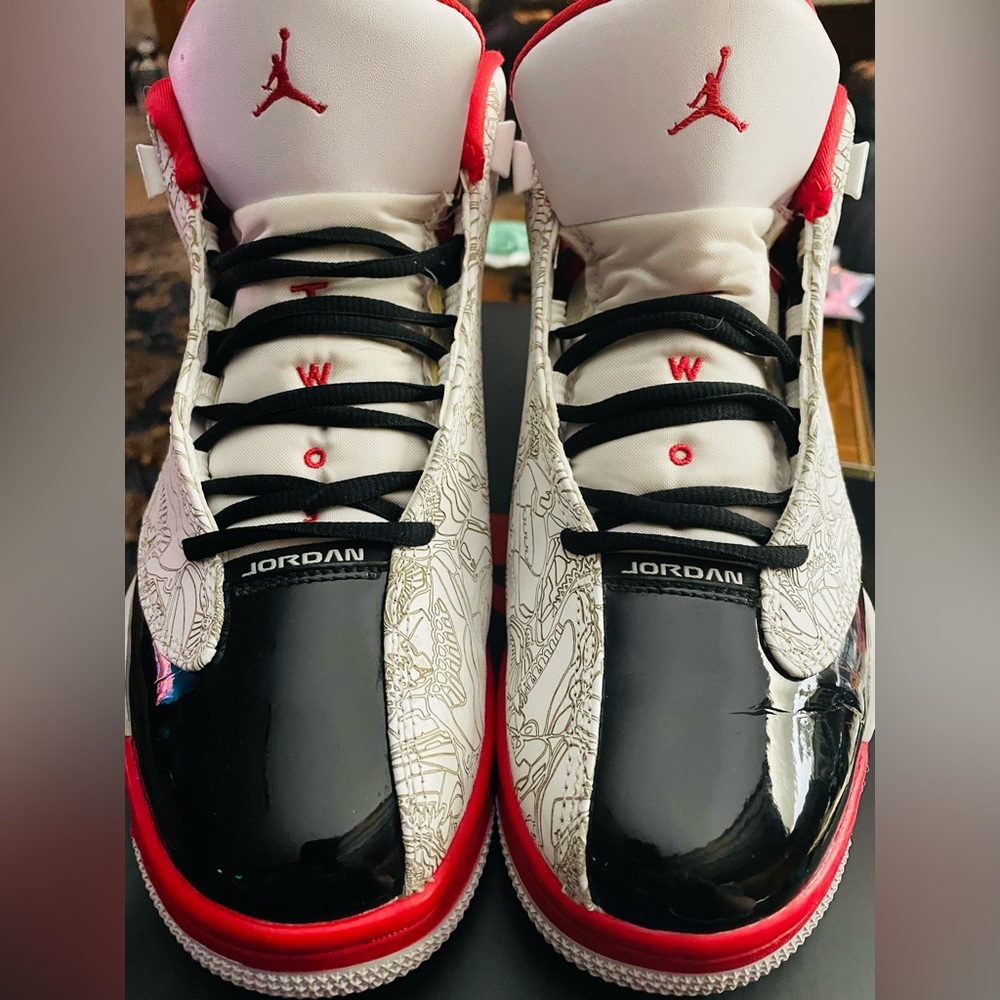 NIKE Air Jordan Dub Zero “Varsity Red”
9.5M-11W
$79 - Picture 5 of 16